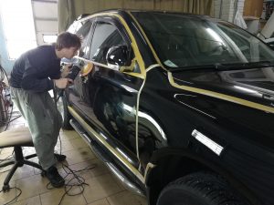 Выправление вмятины